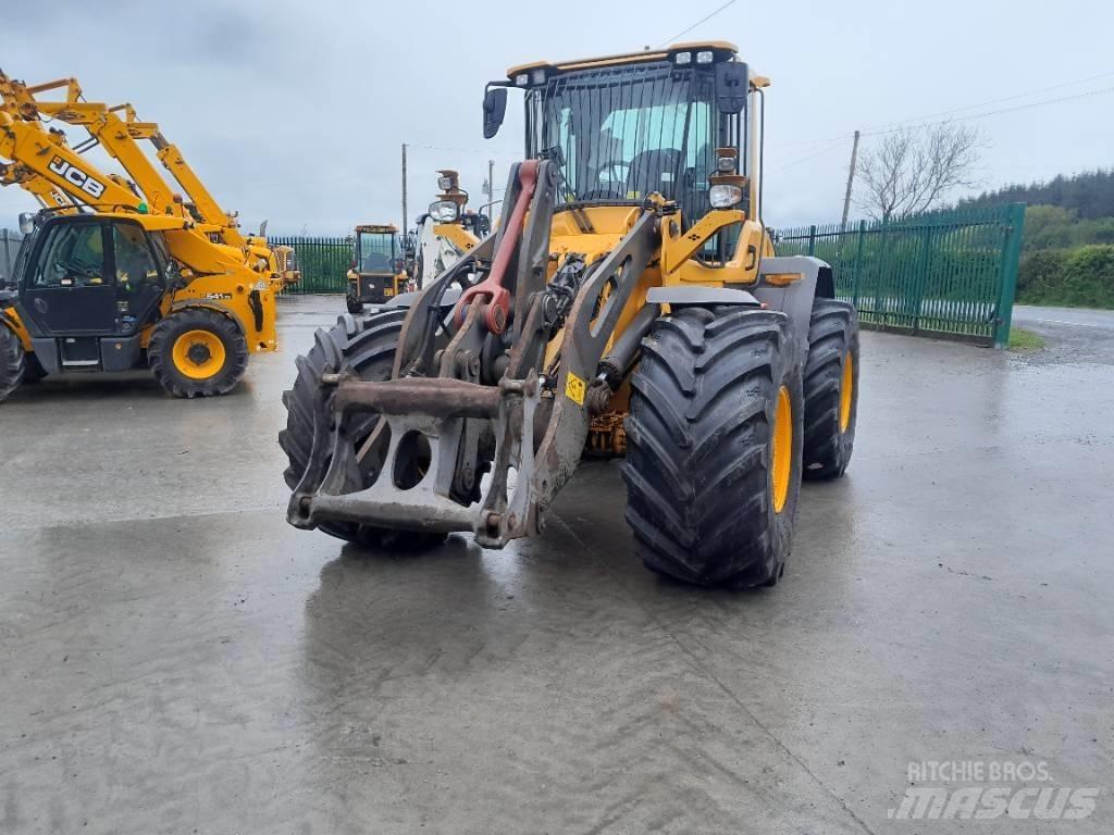 Volvo L 90 H Naudoti ratiniai krautuvai