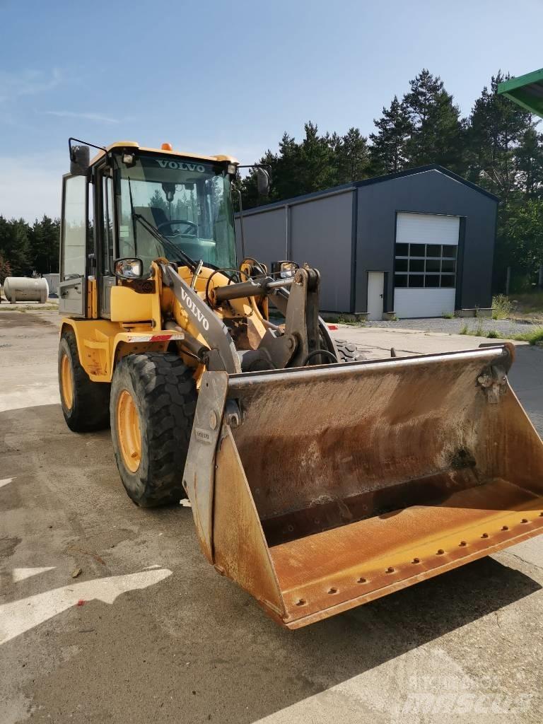 Volvo Radlader L30G Naudoti ratiniai krautuvai