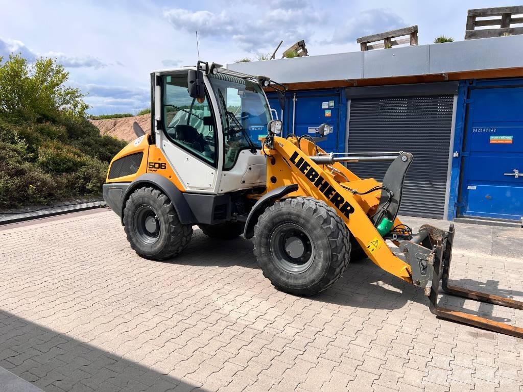 Liebherr L 506C Naudoti ratiniai krautuvai