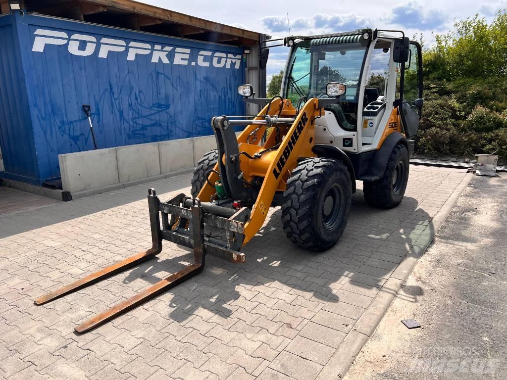 Liebherr L 506C Naudoti ratiniai krautuvai