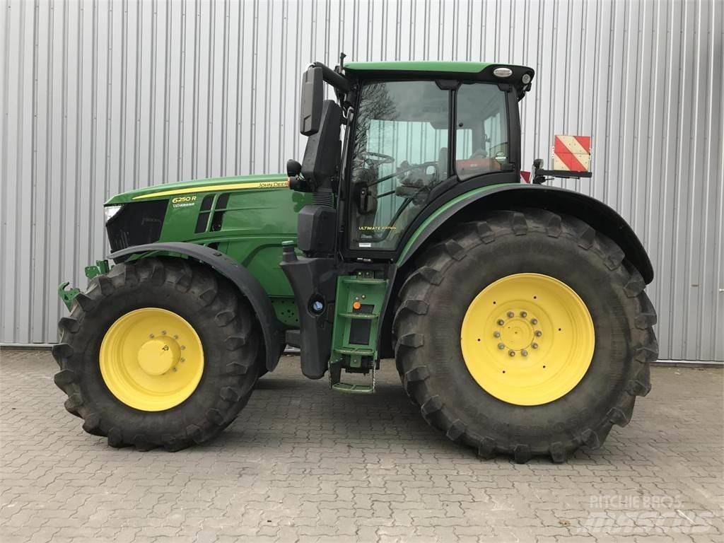 John Deere 6250R Traktoriai