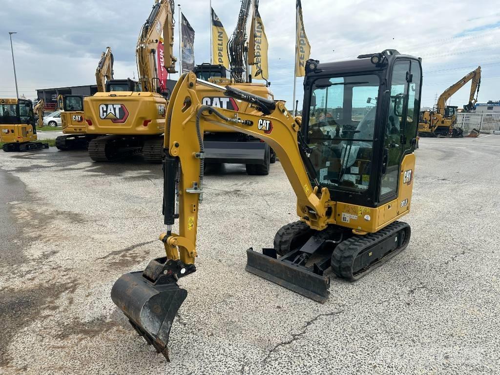 CAT 301.8 Mini ekskavatoriai < 7 t