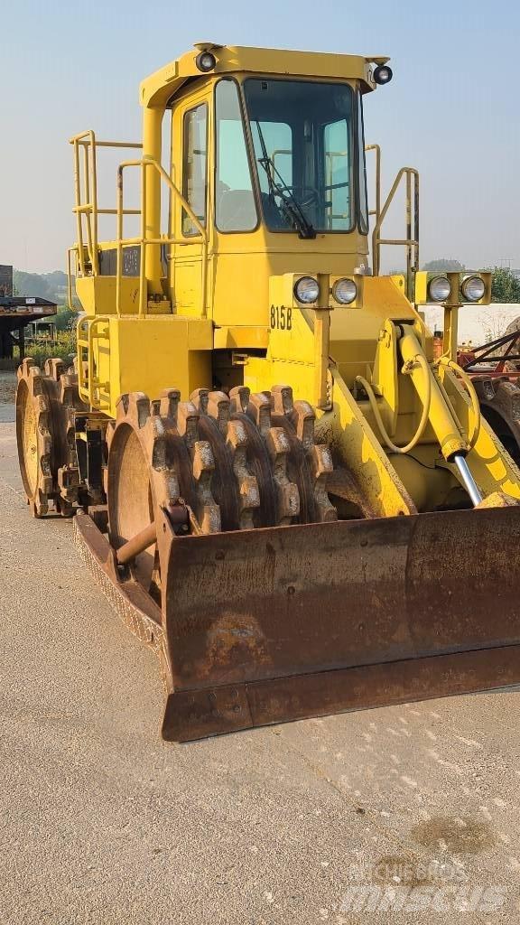 CAT 815 B Gruntiniai volai