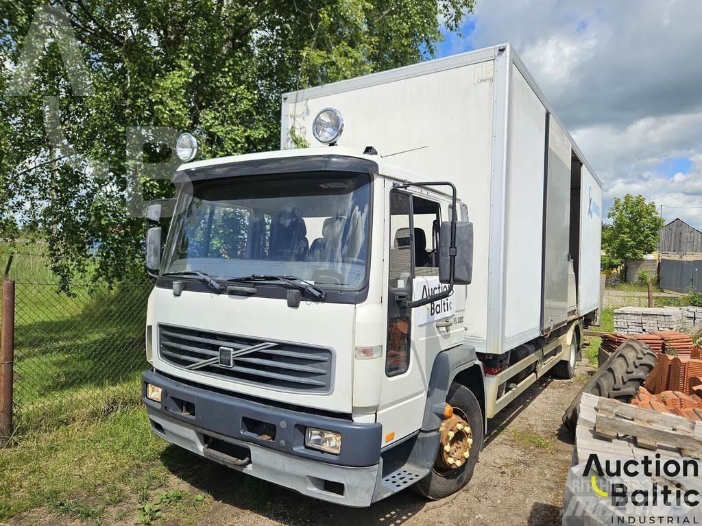 Volvo FL615 Sunkvežimiai su dengtu kėbulu