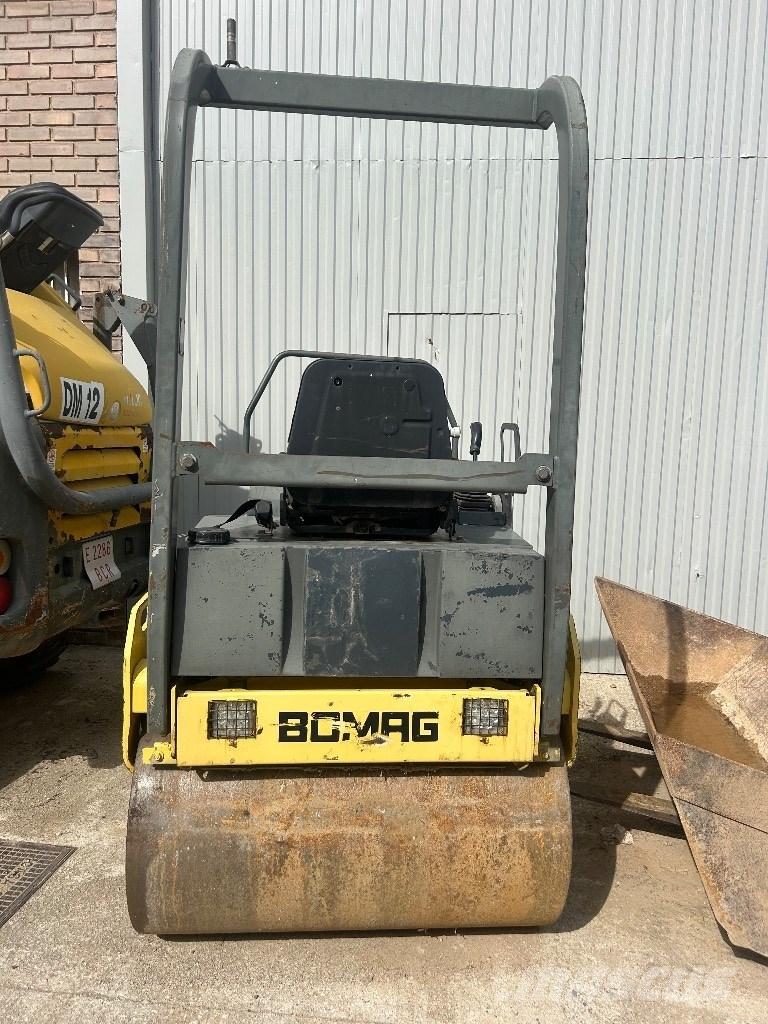 Bomag BW 120 AC-3 Porinių būgnų volai