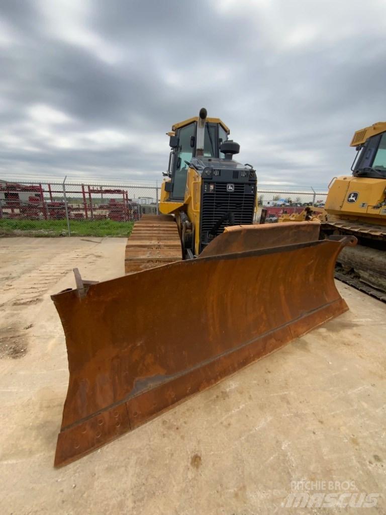 DEERE 750K Vikšriniai buldozeriai