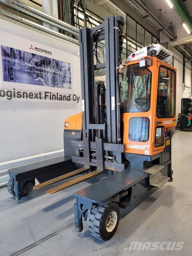 Combilift C 4000 Šakiniai krautuvai su privažiavimu iš visų keturių pusių