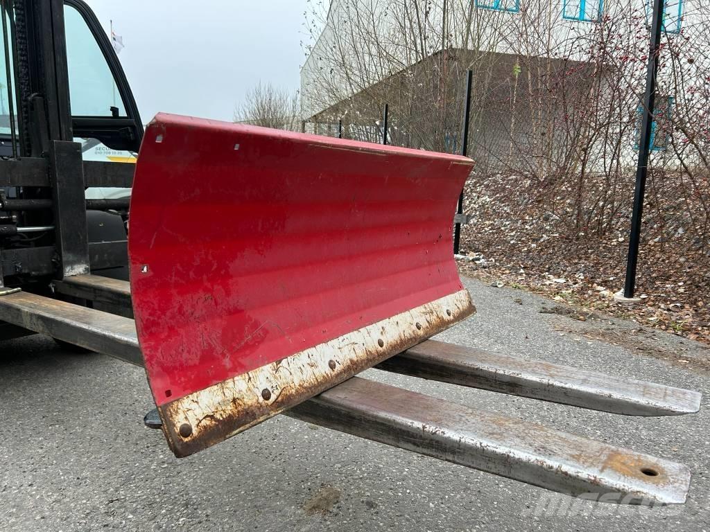 Ventrac KD482 Plūgai