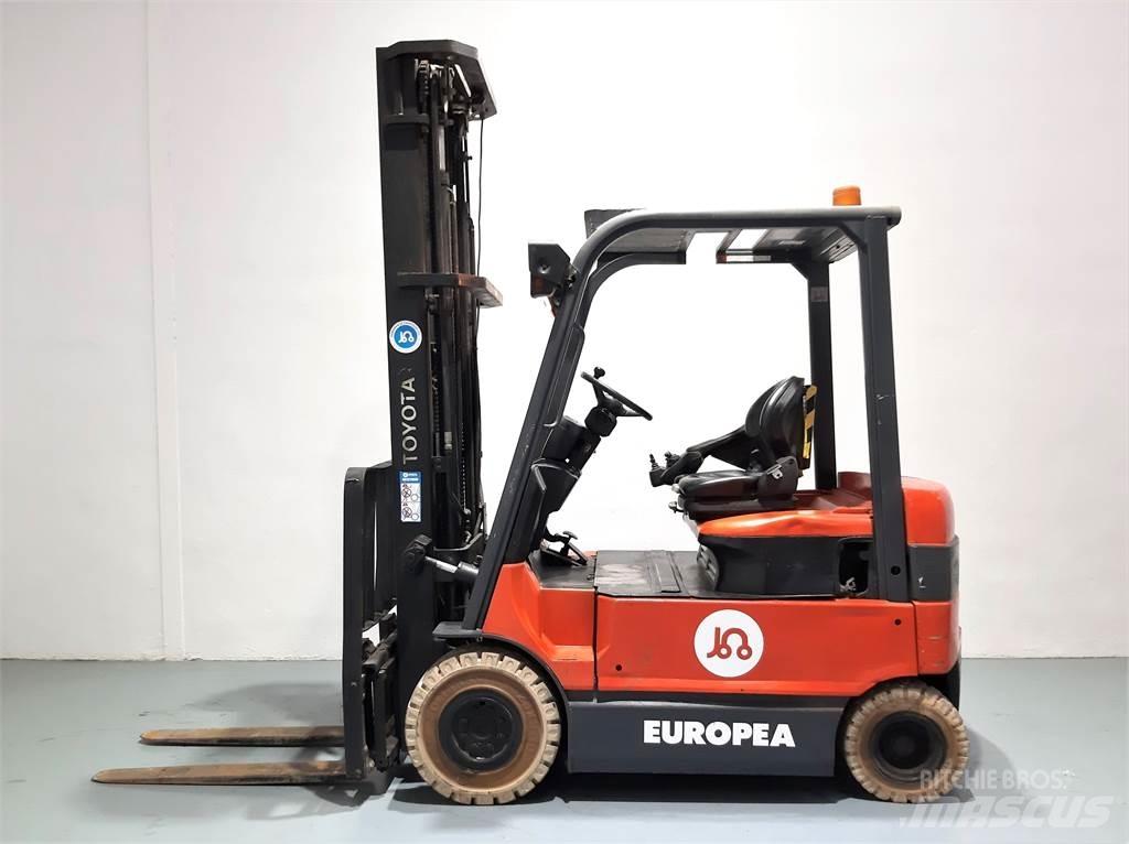 Toyota 7FBMF25 Elektriniai šakiniai krautuvai