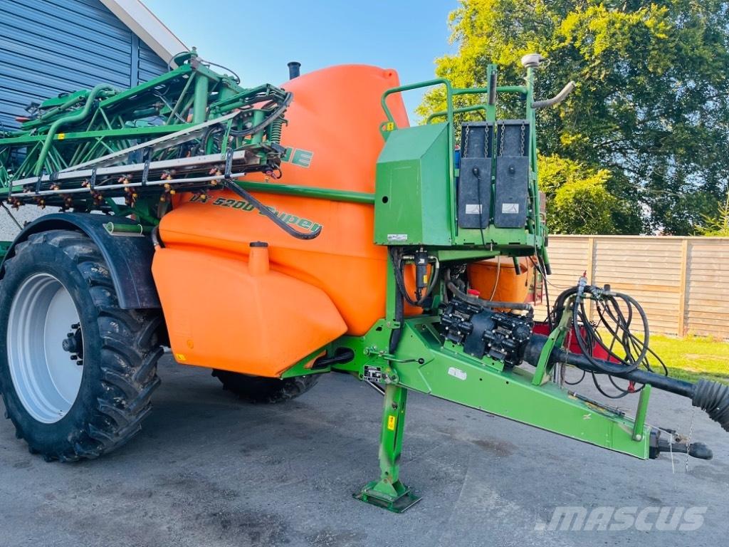 Amazone UX 5200 Prikabinami purkštuvai