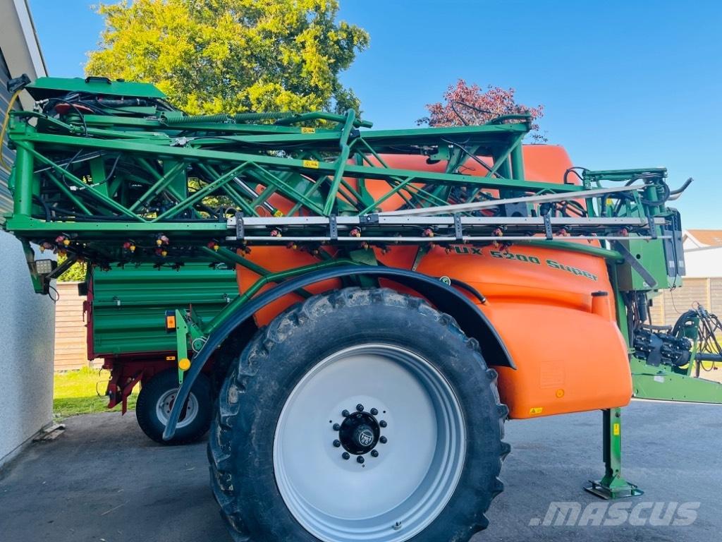 Amazone UX 5200 Prikabinami purkštuvai