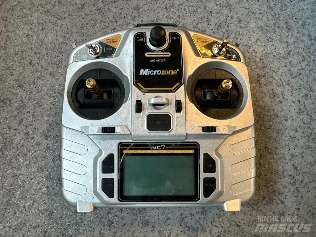 Raptor VT900 Vėjapjovės robotai