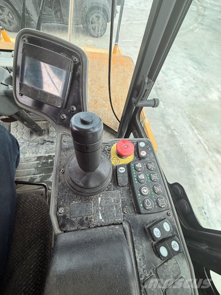 CAT CS 68 B Vieno būgno volai