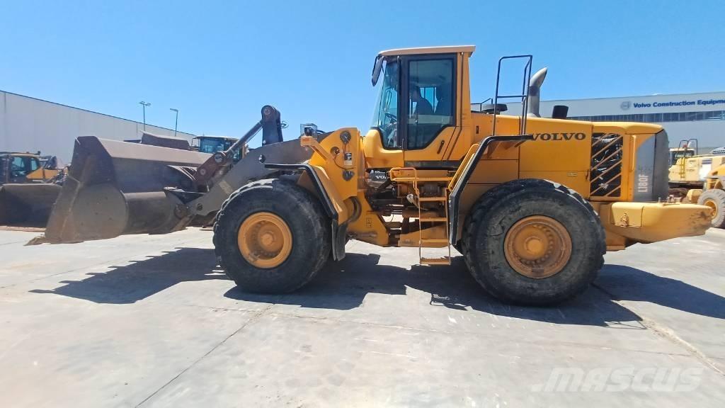 Volvo L 180 F Naudoti ratiniai krautuvai