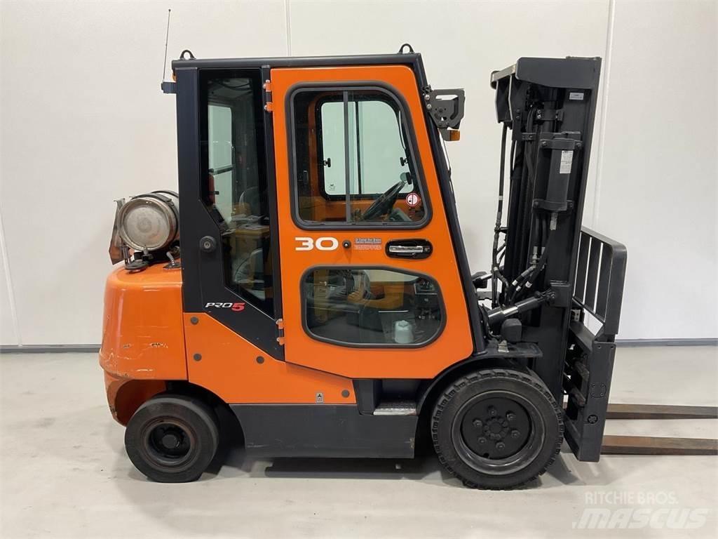 Doosan G30E-5 LPG (dujiniai) krautuvai