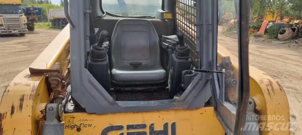 Gehl R 260 Krautuvai su šoniniu pasukimu