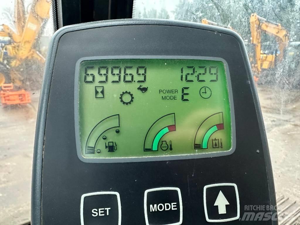 JCB JZ 255 LC Vikšriniai ekskavatoriai