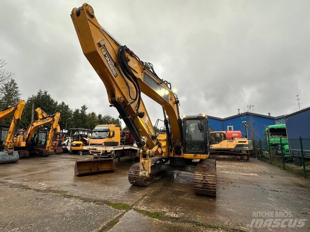 JCB JZ 255 LC Vikšriniai ekskavatoriai