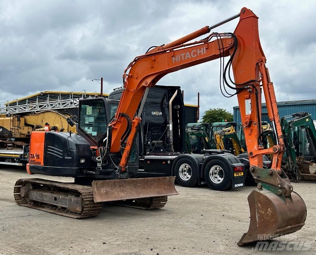 Hitachi Zaxis 85 USB Vidutinės galios ekskavatoriai 7-12 t