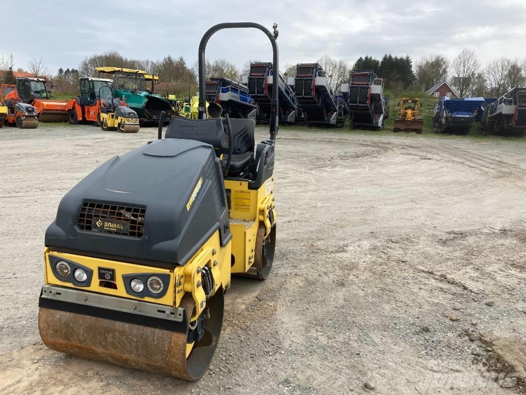 Bomag BW 90 AD-5 Porinių būgnų volai