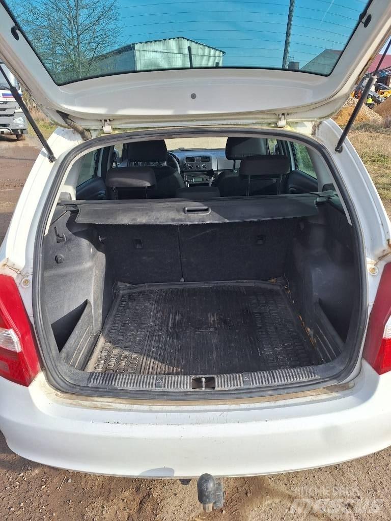 Skoda Fabia Lengvieji automobiliai