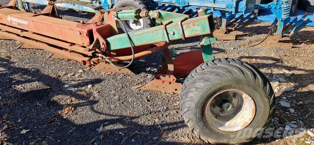 Kverneland BB100 Standartiniai plūgai