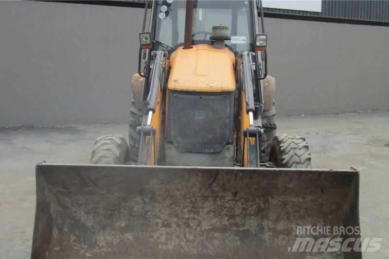 JCB 3DX4 Ekskavatoriniai krautuvai