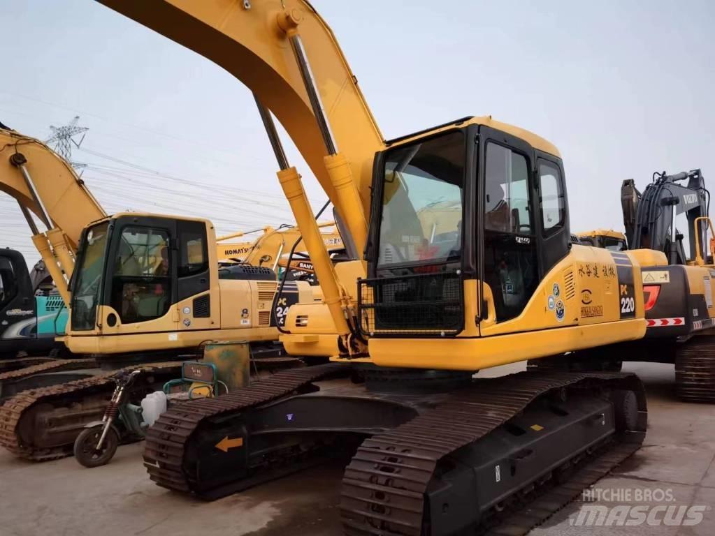 Komatsu PC 220-7 Vikšriniai ekskavatoriai