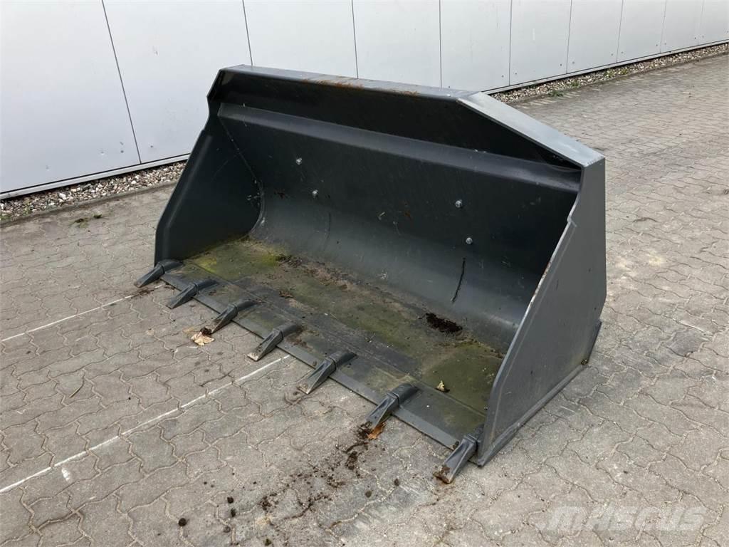 Kramer 2150 mm Frontalinių krautuvų priedai