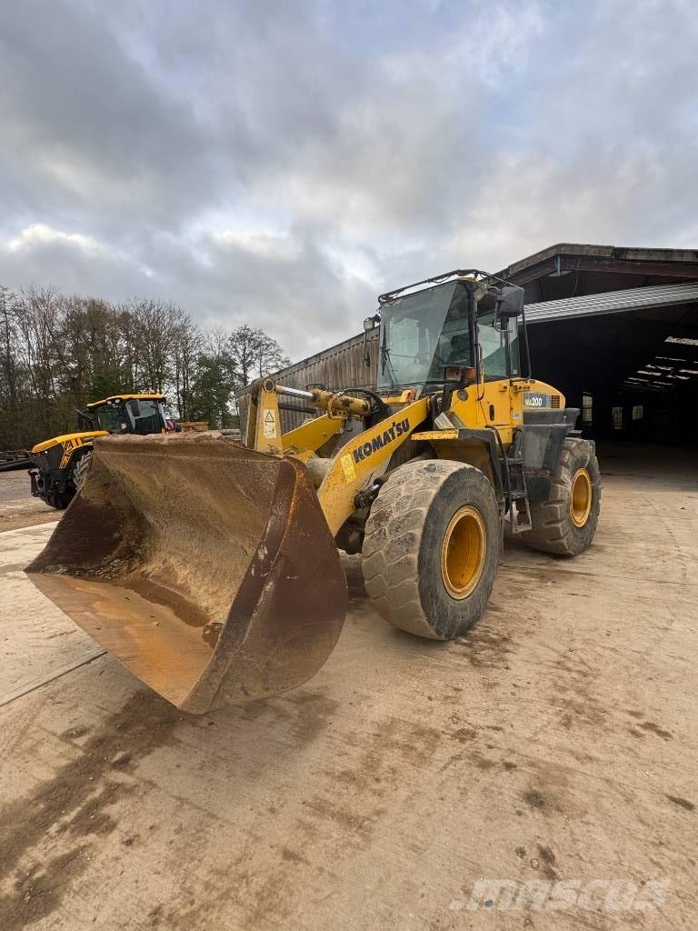 Komatsu WA 200-5 Naudoti ratiniai krautuvai