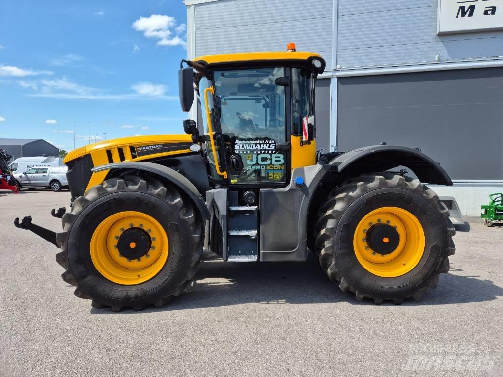 JCB Fastrac 4220 Traktoriai