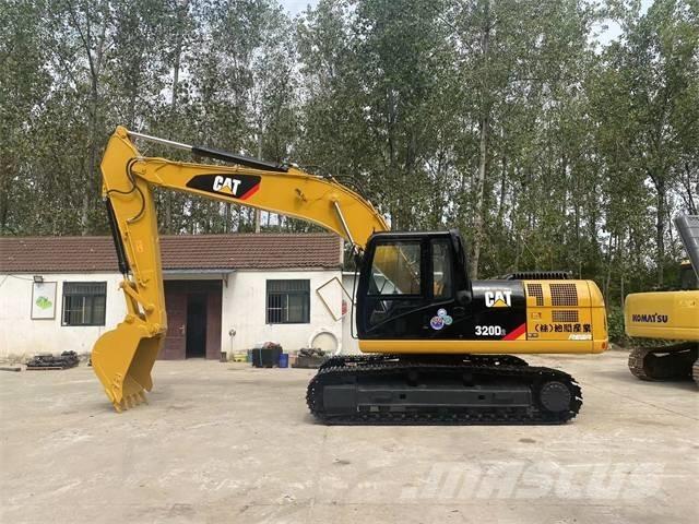 CAT 320D2 Vikšriniai ekskavatoriai
