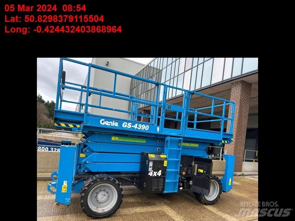 Genie GS 4390 Žirkliniai keltuvai
