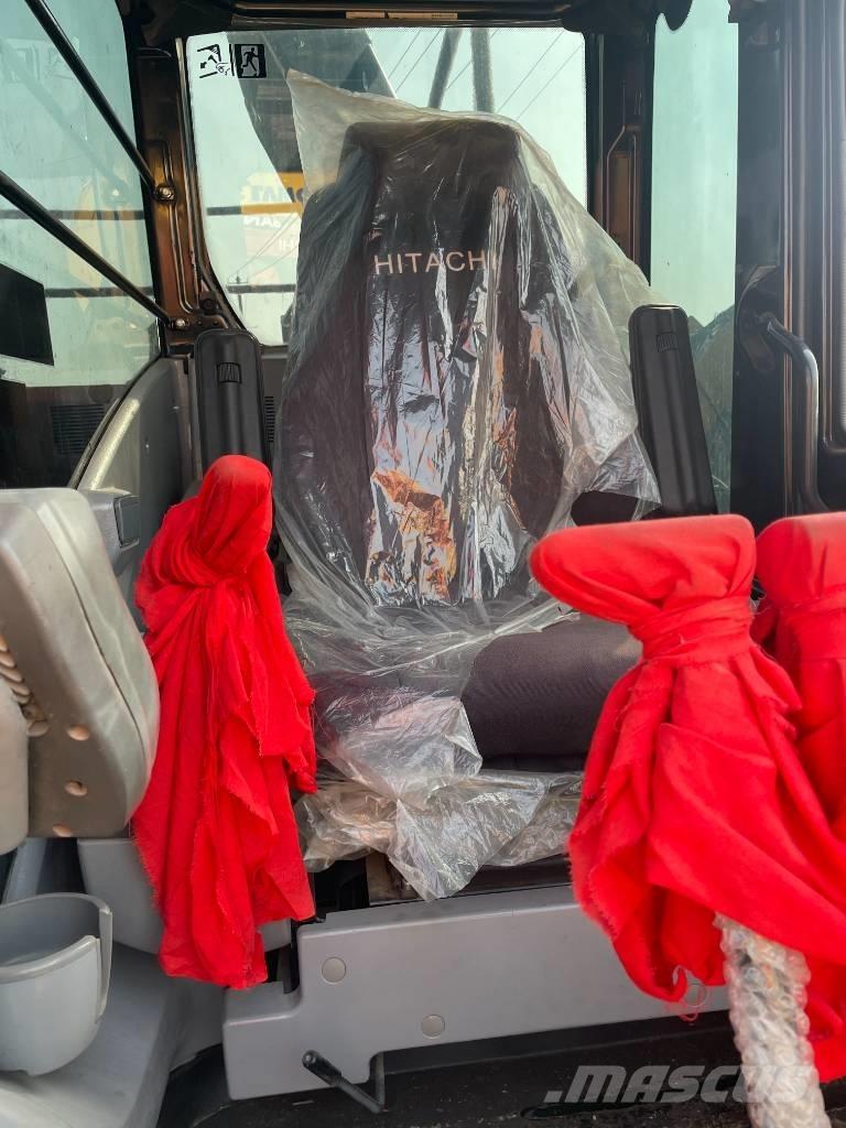 Hitachi ZX 240 Vikšriniai ekskavatoriai