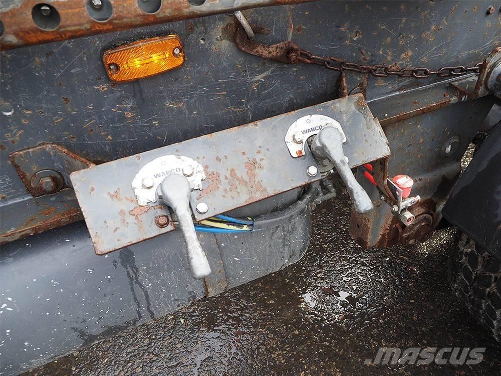 Närko 5 aks. Miškovežių priekabos