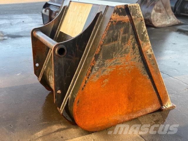 Manitou USED BUCKET Kaušai