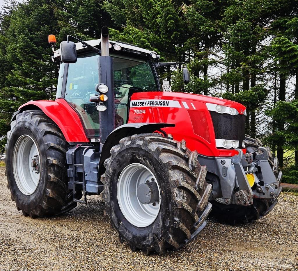 Massey Ferguson 7624 Traktoriai