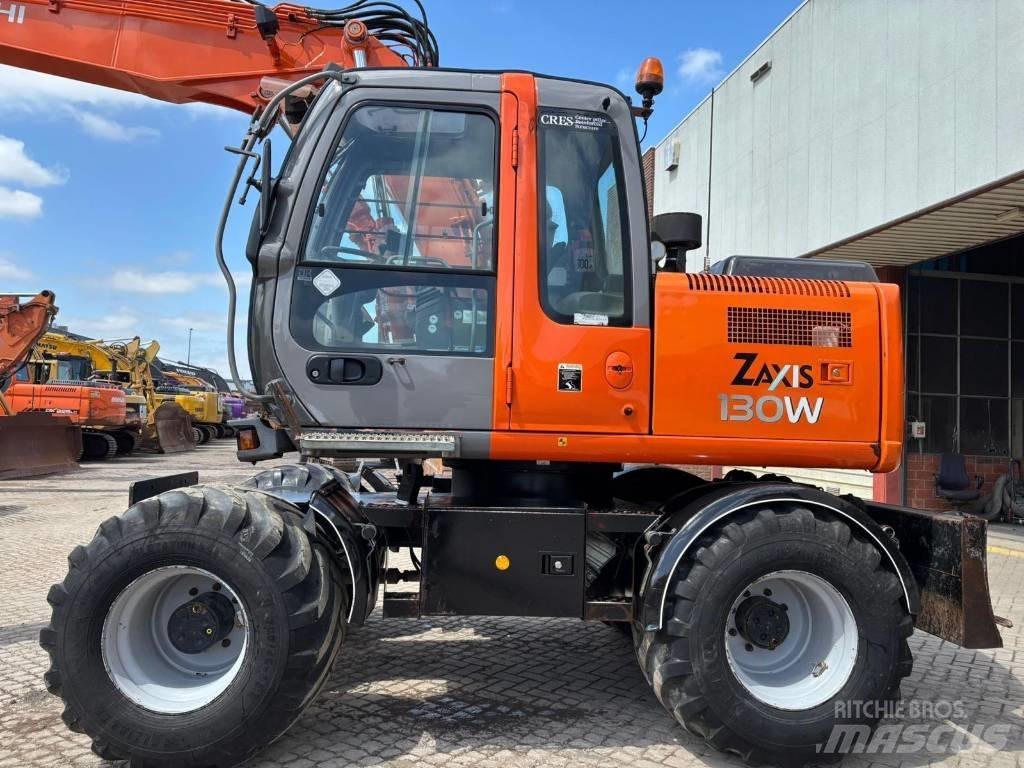 Hitachi ZX 130 W Ratiniai ekskavatoriai