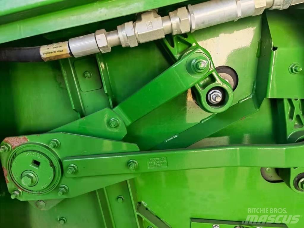 John Deere S670 Derliaus nuėmimo kombainai