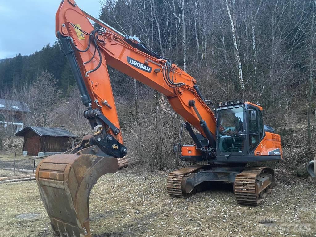 Doosan DX 235 NLC-5 Vikšriniai ekskavatoriai