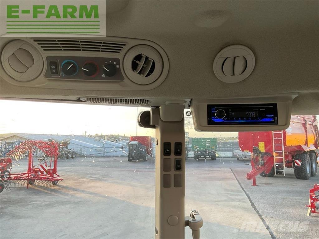 John Deere 5075E Traktoriai