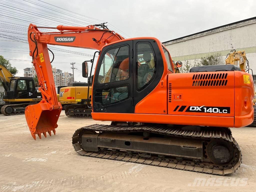 Doosan DX 140 LC Vikšriniai ekskavatoriai