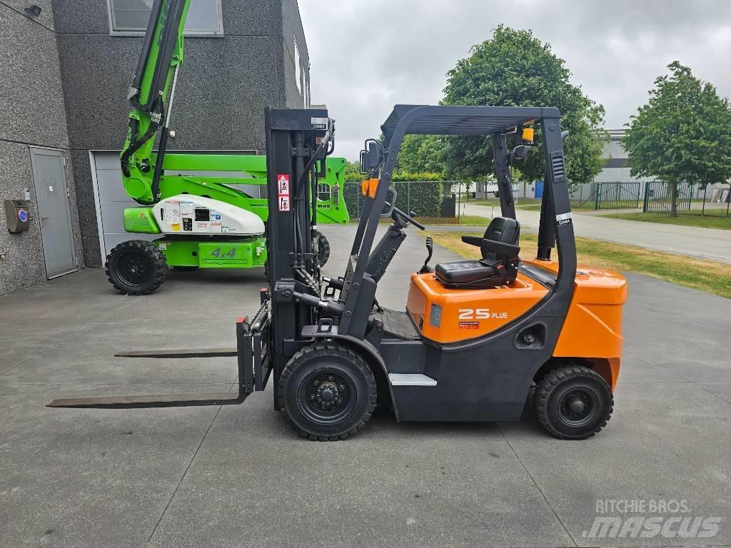 Doosan D 25 G Dyzeliniai krautuvai