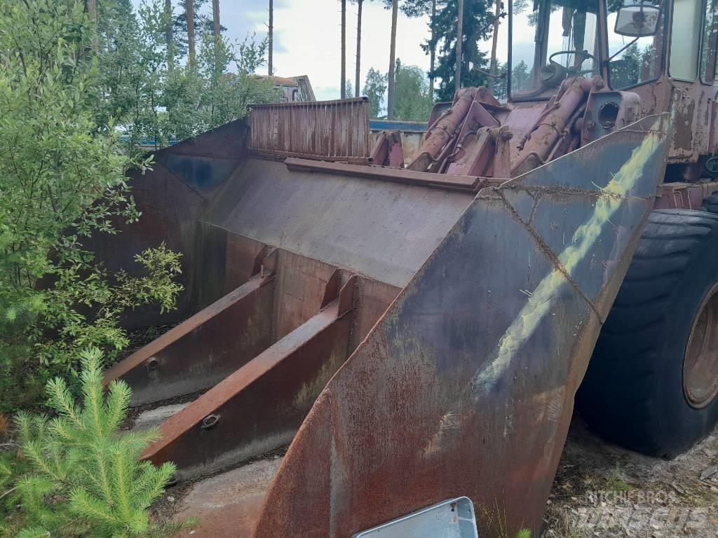 Valmet 1200 Naudoti ratiniai krautuvai
