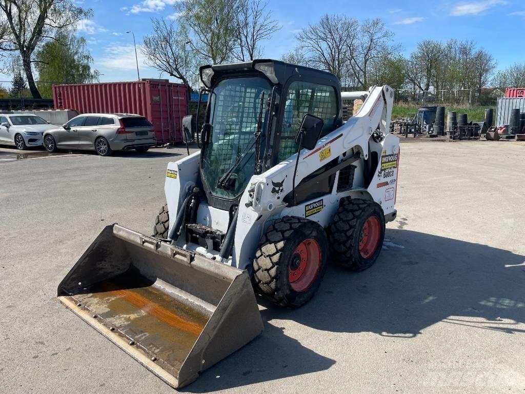 Bobcat S 530 Krautuvai su šoniniu pasukimu
