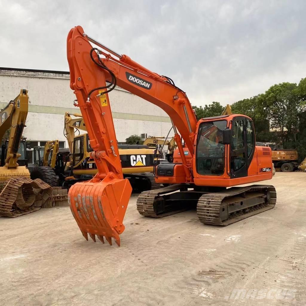 Doosan DX 140 LC Vikšriniai ekskavatoriai