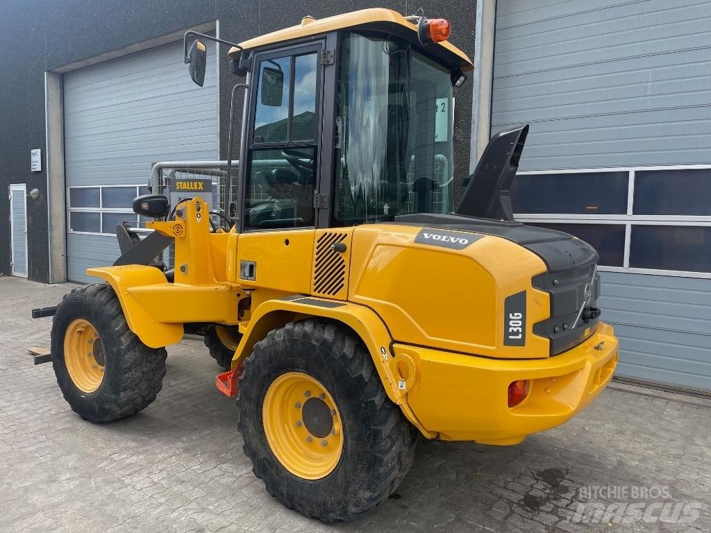 Volvo L30G Mini krautuvai