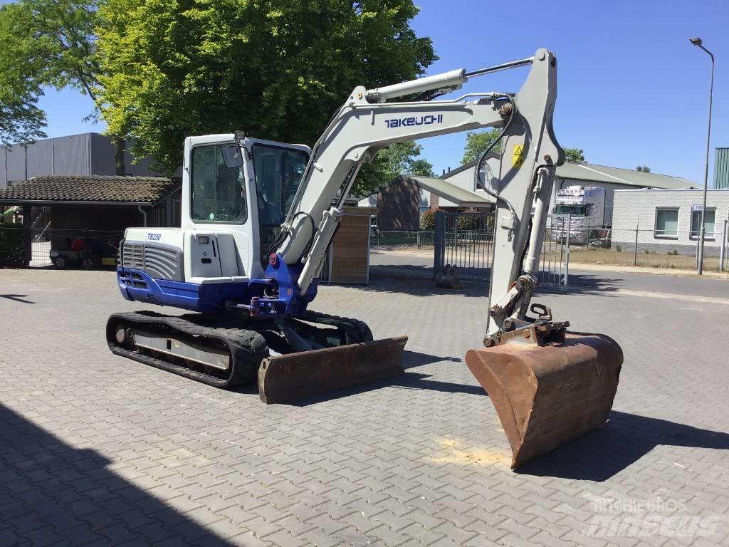 Takeuchi TB 250 Mini ekskavatoriai < 7 t