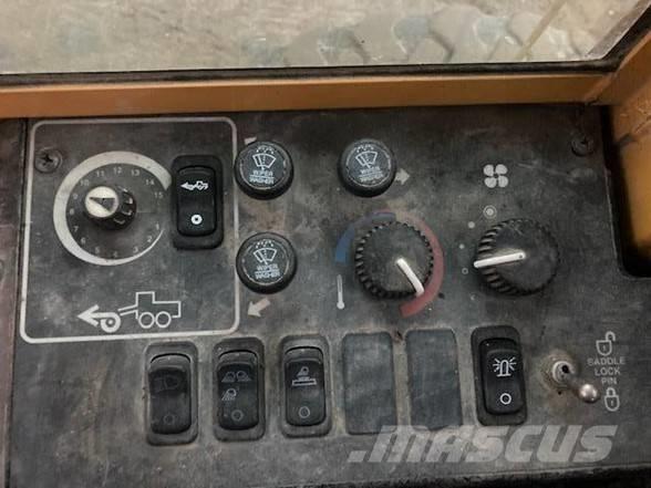 DEERE 772CH Greideriai