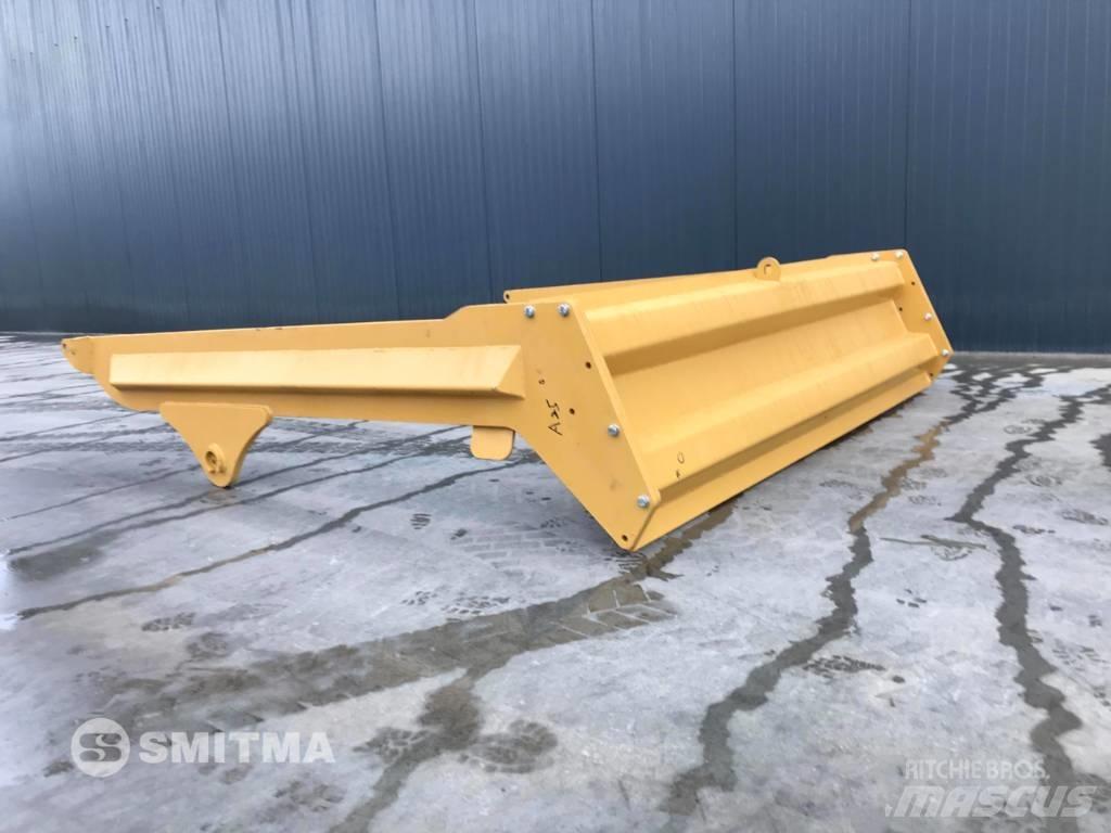 Volvo A25D Galiniai žibintai
